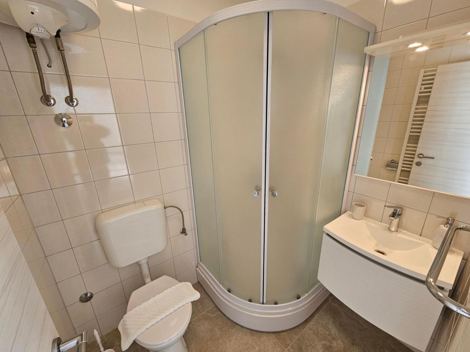 Studio Busilak Vrh  Buitenkant foto